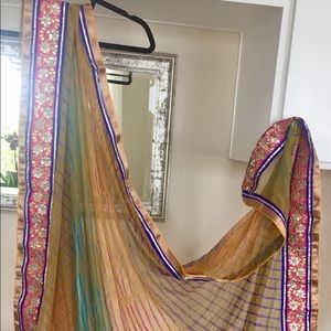 Indian Laharia dupatta/stole.